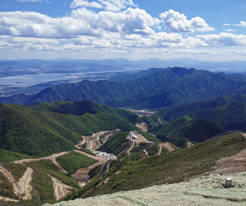 2022年冬奧會(huì)國(guó)家高山滑雪中心雪道生態(tài)修復(fù)